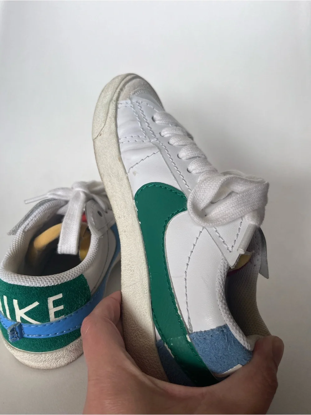 Nike Blazer Low Jumbo 77 Mismatch Sneakers Blue Green & White Women’s Size 7